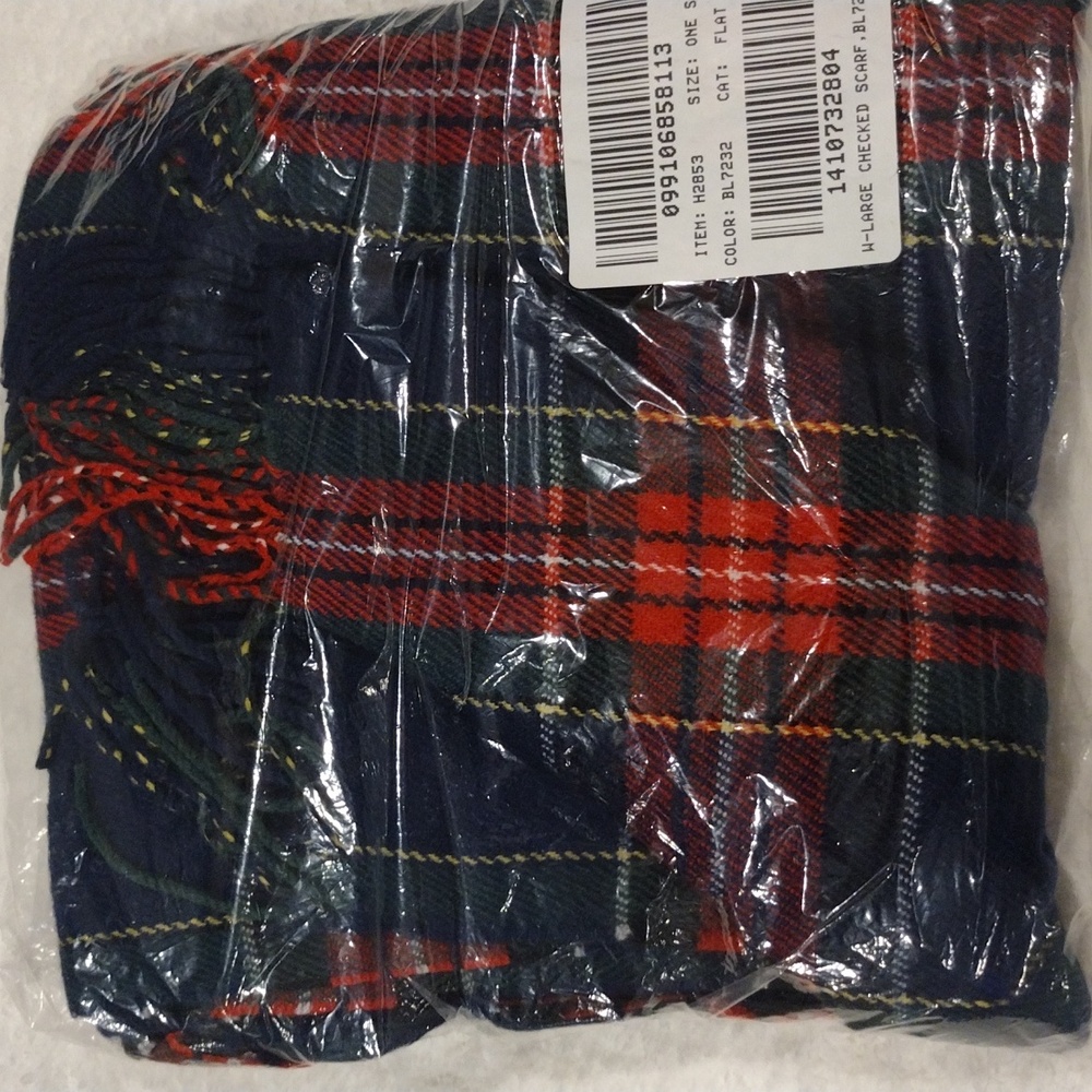 Scarf - Picture 2 of 2